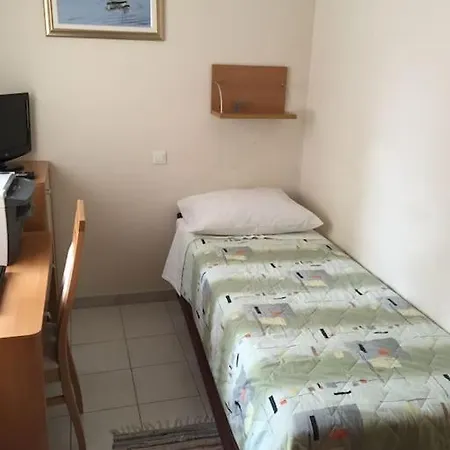 公寓 Center Of Town Rooms!no.2